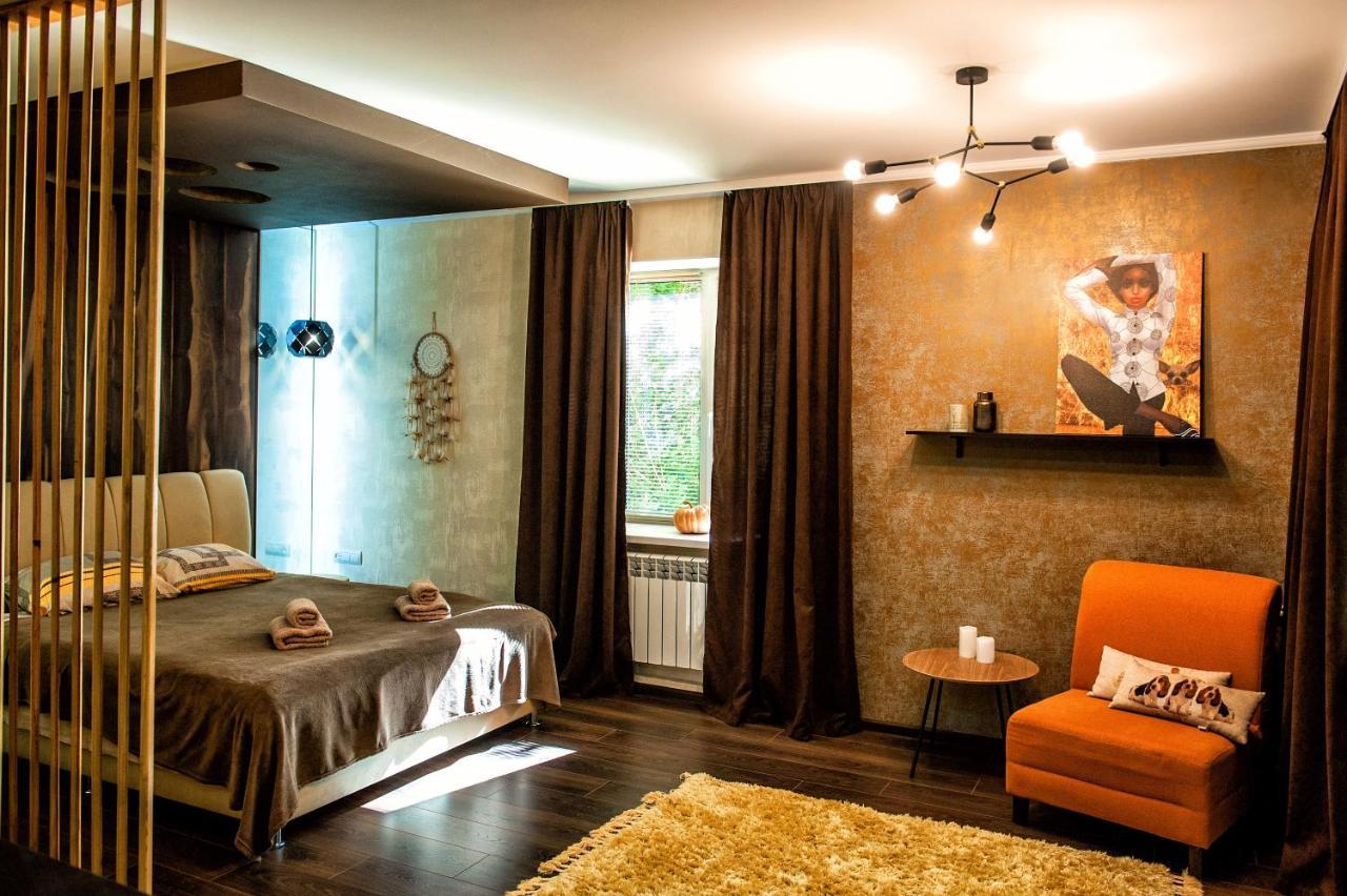 Apartamento Золотое Тепло Cherníhiv Exterior foto